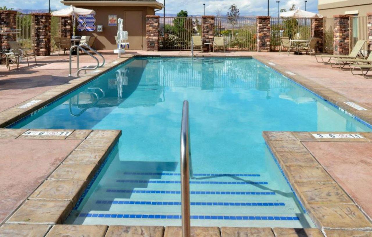 Holiday Inn Express & Suites Page - Lake Powell Area By Ihg Dış mekan fotoğraf