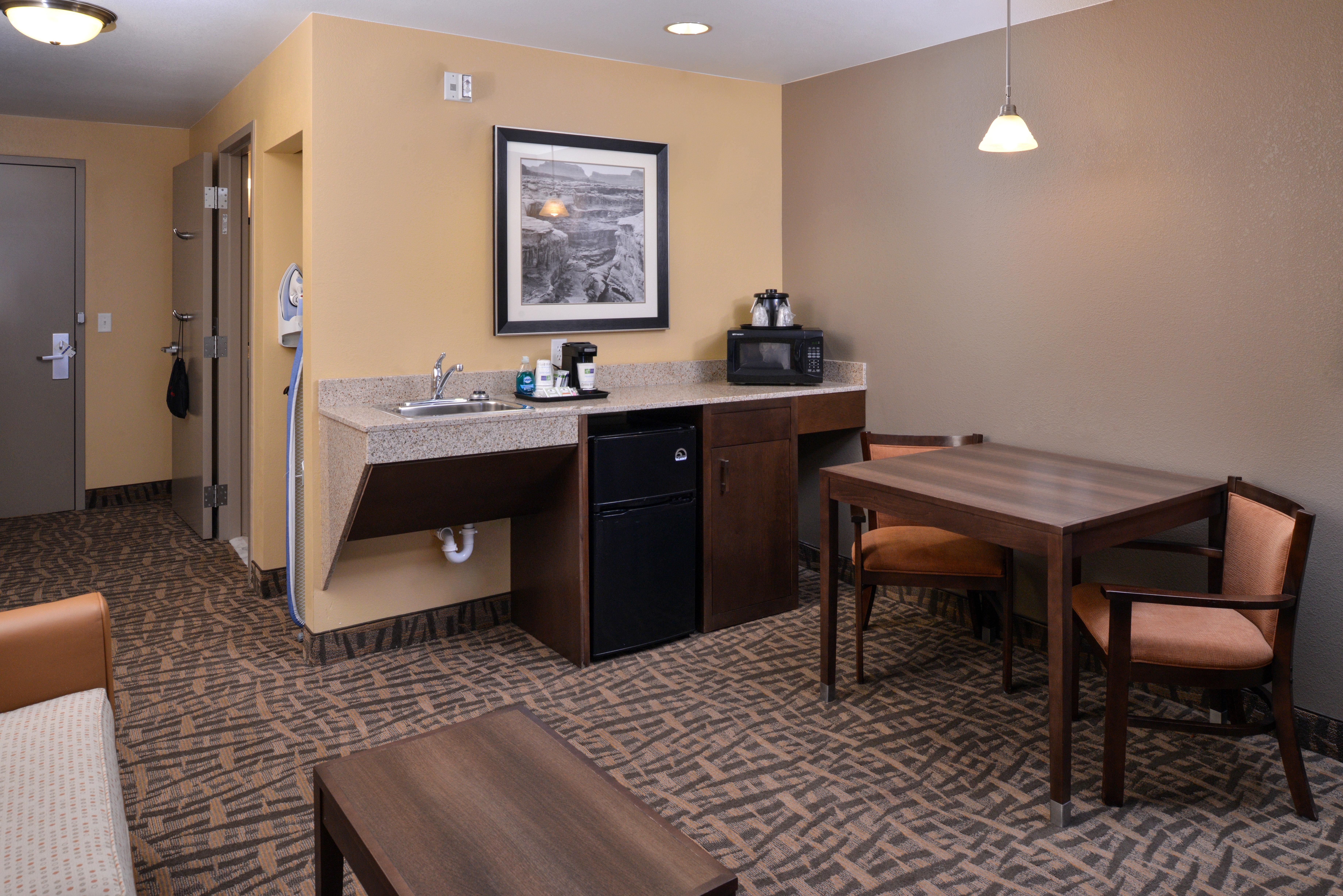Holiday Inn Express & Suites Page - Lake Powell Area By Ihg Dış mekan fotoğraf